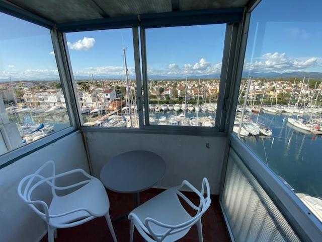 Nautica 5ºa Apartment Empuriabrava Exterior photo