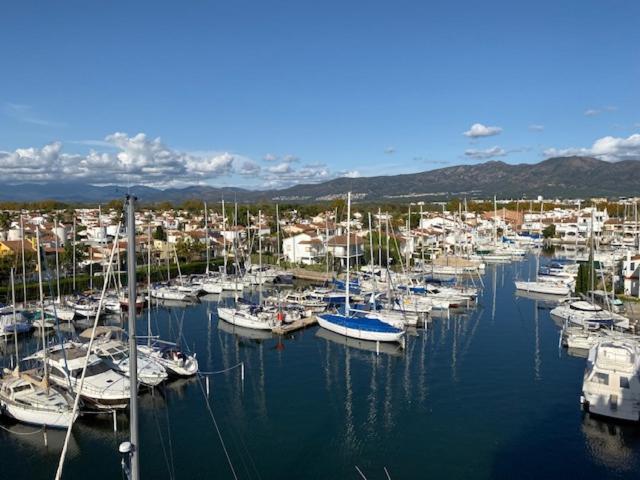 Nautica 5ºa Apartment Empuriabrava Exterior photo